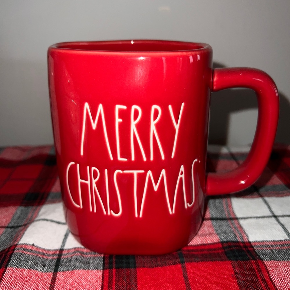 Rae Dunn Merry Christmas Mug 🇺🇸 release 2020